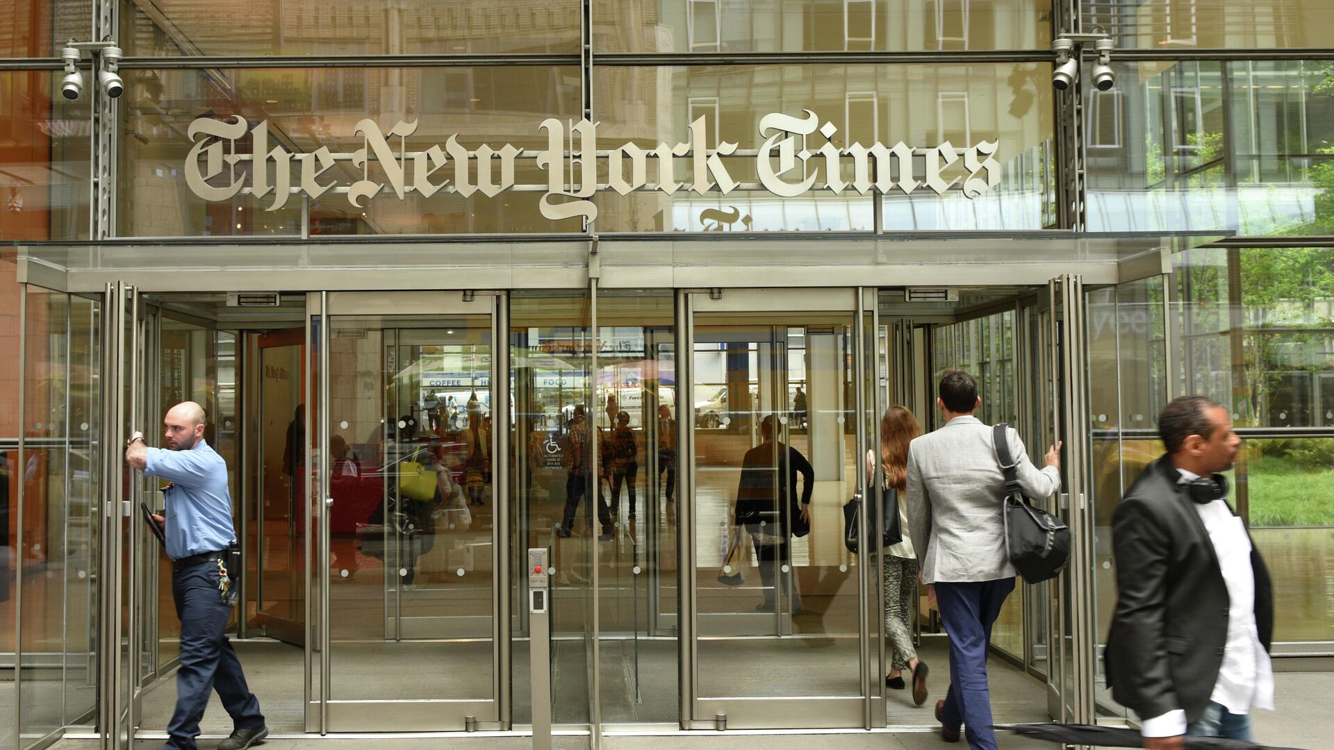 Вход в здание New York Times в Нью-Йорке - РИА Новости, 1920, 25.03.2021
