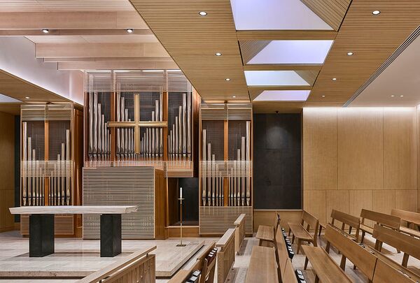 Часовня Гордона в Школа Св. Хильды  и Св. Хью. Нью-Йорк, США. Murphy Burnham & Buttrick Architects, номинация Liturgical/Interior Design