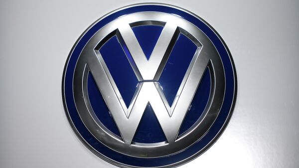 Логотип Volkswagen. Архивное фото.