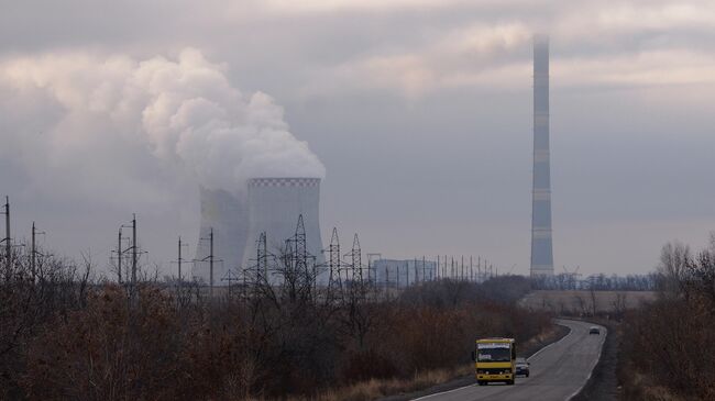 Зуевская ТЭС на востоке Украины. Архивное фото