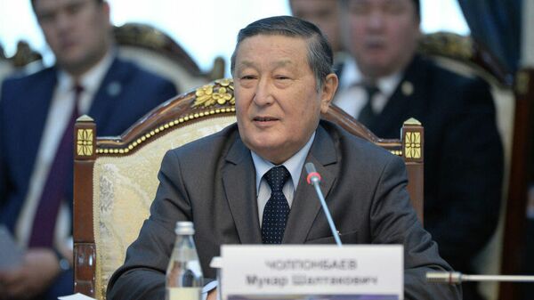 Экс-спикер Законодательного собрания Киргизии Мукар Чолпонбаев
