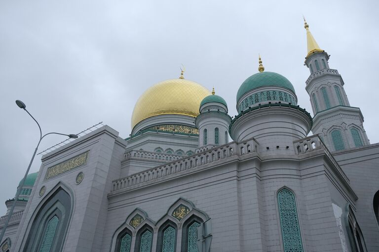 Празднование Ураза-байрама в Московской соборной мечети Празднование Ураза-байрама в Московской соборной мечети