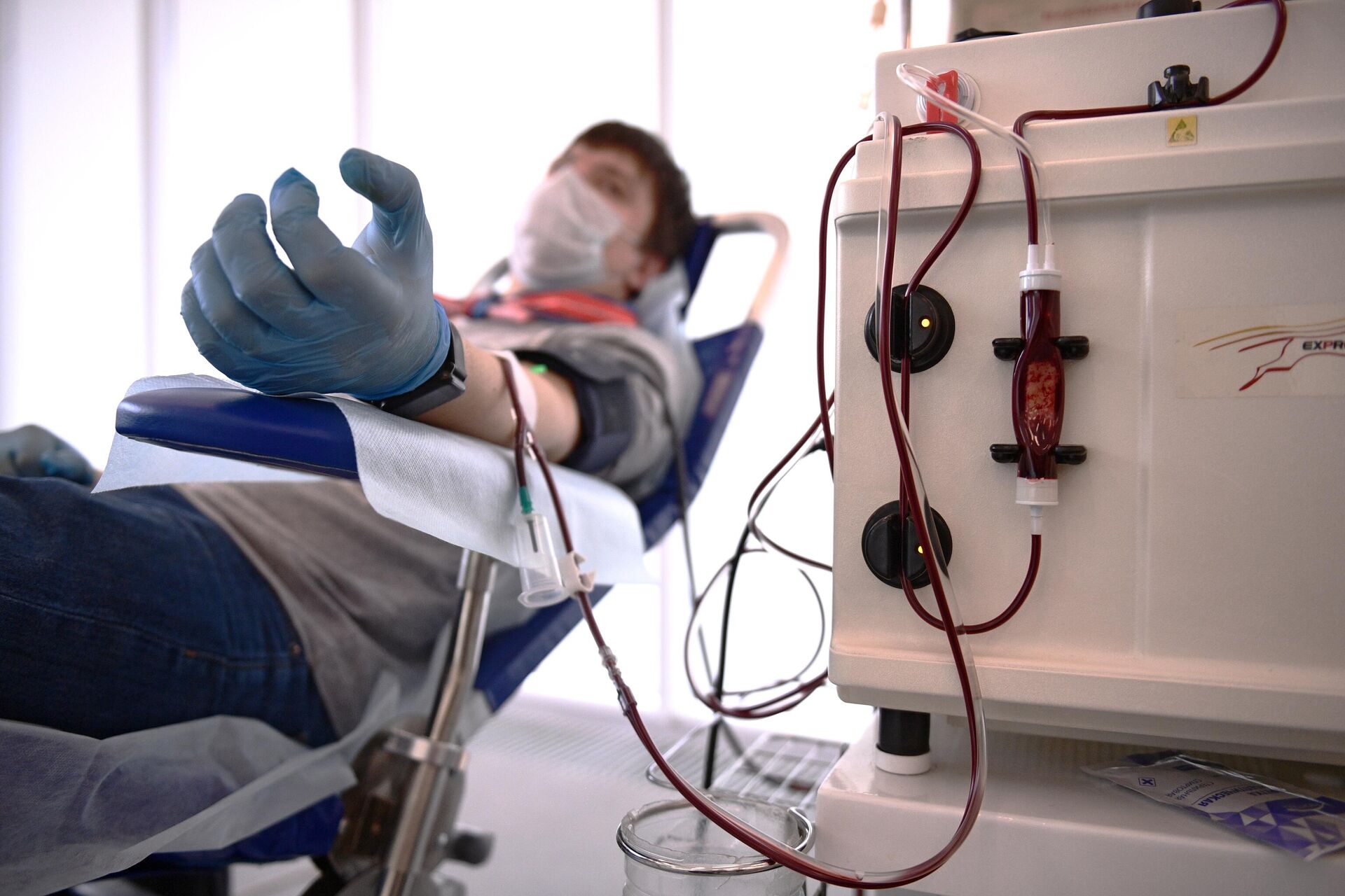 Обследование доноров крови. Донорство плазмы крови с антителами к Covid - 19.