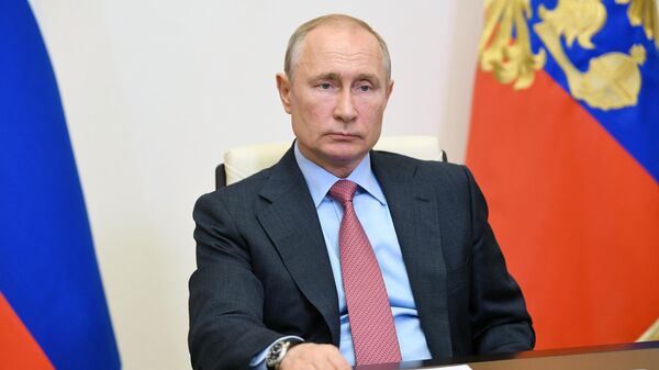 Президент РФ Владимир Путин во время рабочей встречи в режиме видеоконференции с мэром Москвы Сергеем Собяниным