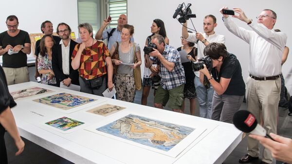Журналисты во время пресс-показа коллекции Корнелиуса Гурлитта в Музее изобразительных искусств Берна