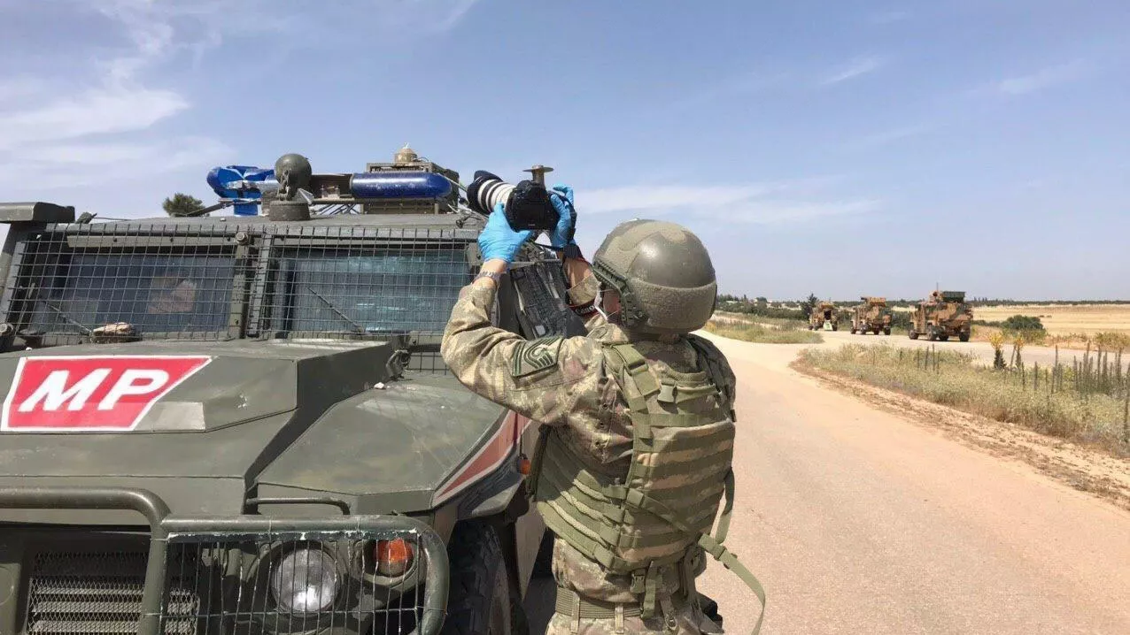Российские и турецкие военные во время совместного патрулирования в провинции Идлиб, Сирия - РИА Новости, 1920, 24.07.2021