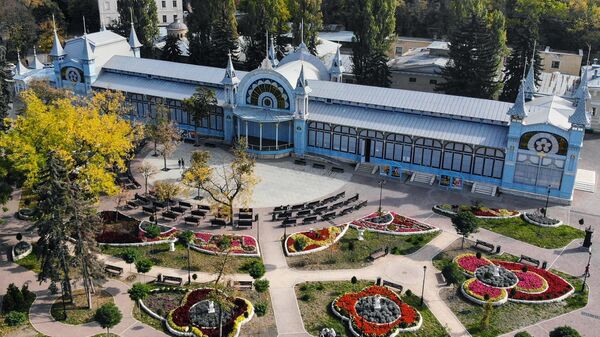 Лермонтовская галерея в парке Цветник в Пятигорске