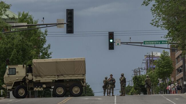 Военнослужащие национальной гвардии США в городе Сент-Пол