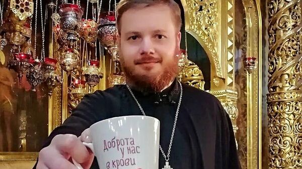 Клирик столичного Богоявленского собора в Елохове иерей Виктор Ленок, переболевший COVID-19, стал донором крови