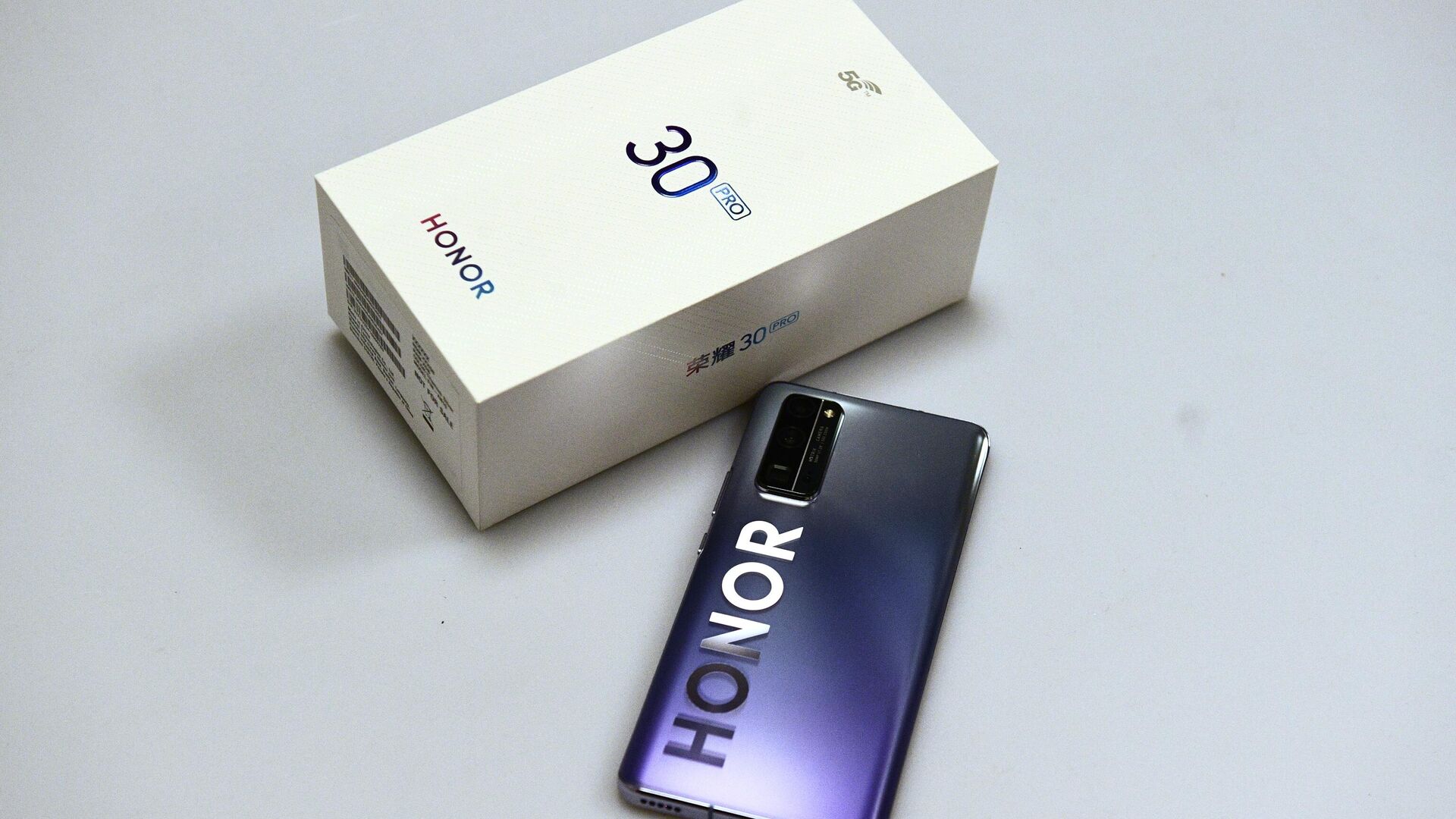 Смартфон HUAWEI Honor 30 - РИА Новости, 1920, 24.12.2020