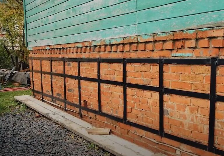 Металлический каркас для цоколя Металлический каркас для цоколя