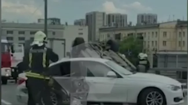 Видео с места ДТП на северо-западе Москвы