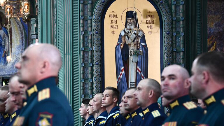 Военнослужащие во время церемонии освящения главного храма Вооруженных сил РФ в парке Патриот в Московской области