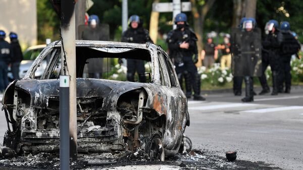 Последствия беспорядков на улице в районе Грезиль в Дижоне