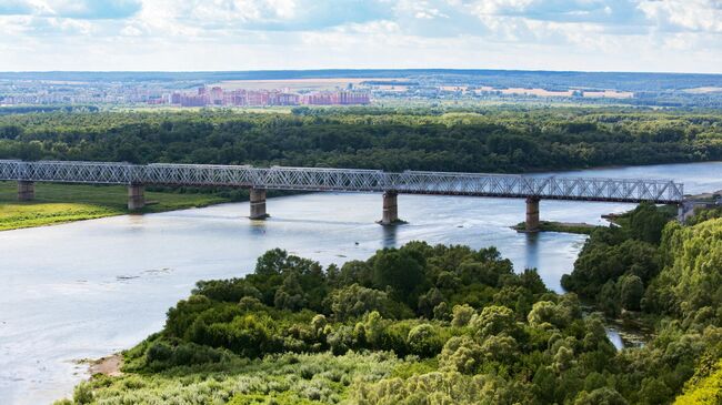 Вид со смотровой площадки у памятника Салавату Юлаеву в Уфе