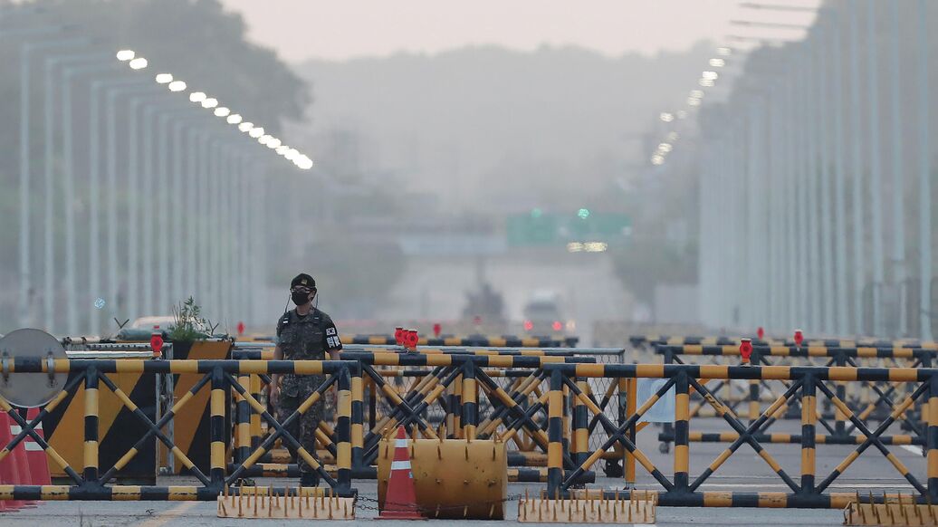 КНДР отреагировала на визит Хегсета в демилитаризованную зону