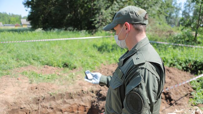 Место захоронения жертв концлагеря Моглино в Псковской области