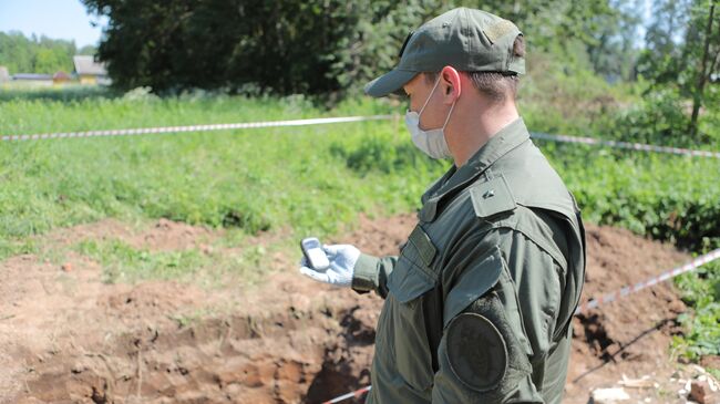 Место захоронения жертв концлагеря Моглино в Псковской области