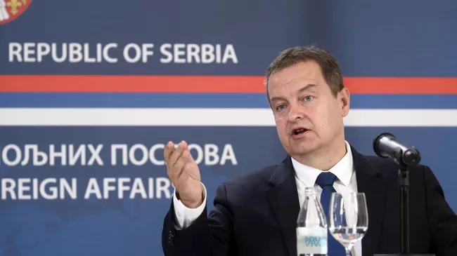 Министр иностранных дел Республики Сербии Ивиц Дачич во время совместной с министром иностранных дел РФ Сергеем Лавровым пресс-конференции по итогам встречи в Белграде