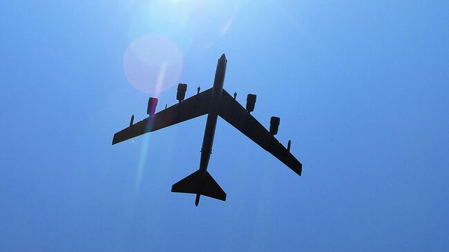 Стратегический американский бомбардировщик Boeing B-52 Stratofortress