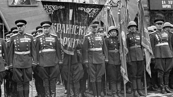 Командование I Украинского фронта на Параде Победы. Первый слева - маршал Иван Степанович Конев