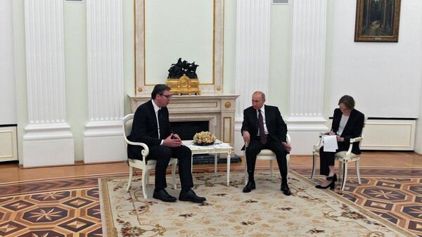 Президент РФ Владимир Путин и президент Сербии Александр Вучич во время встречи