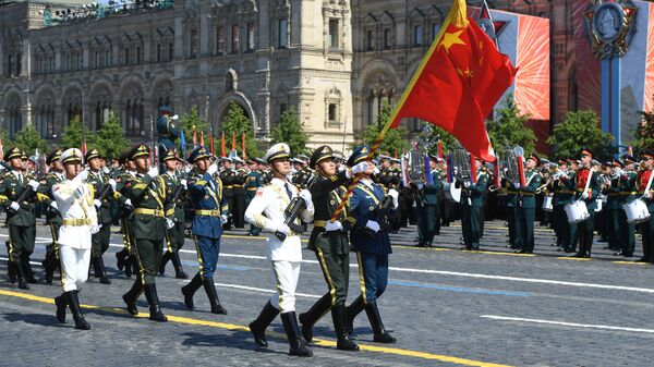 Парадный расчет армии КНР во время военного парада в ознаменование 75-летия Победы в Великой Отечественной войне