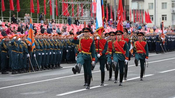 Военнослужащие на параде Победы в Самаре