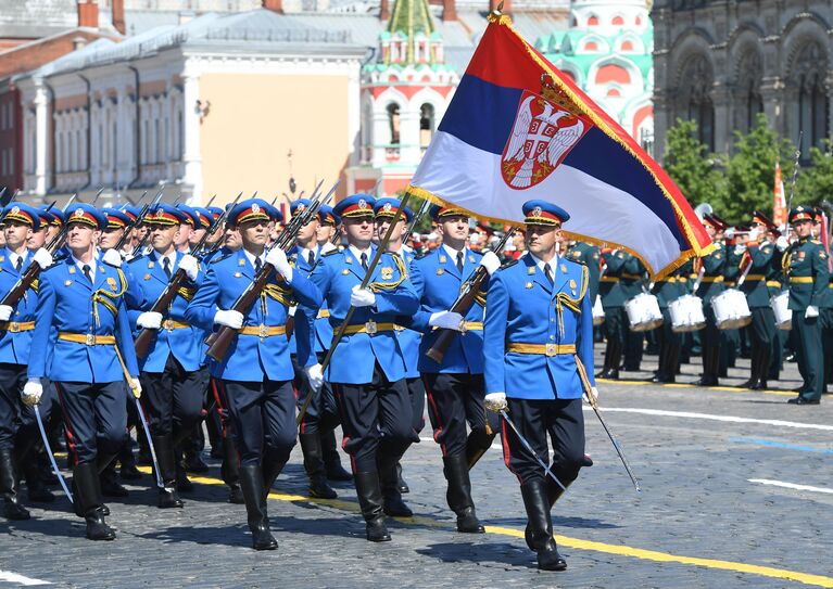 Парадный расчет армии Сербии во время военного парада в ознаменование 75-летия Победы в Великой Отечественной войне 1941-1945 годов на Красной площади в Москве