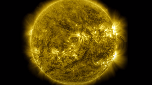 НАСА показало на видео жизнь Солнца за десять лет