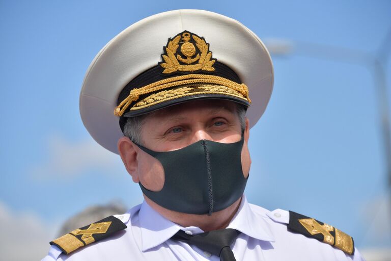 Парад теплоходов в честь открытия пассажирской навигации по Москве-реке Парад теплоходов в честь открытия пассажирской навигации по Москве-реке
