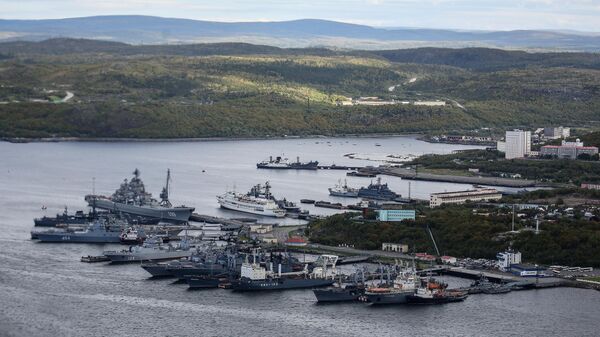 Причал базы Северного флота РФ в городе Североморск Мурманской области