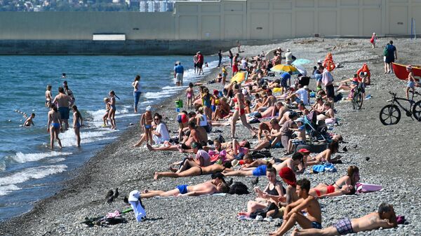 Более 60 процентов кубанских пляжей уже принимают отдыхающих - РИА Новости, 28.07.2020