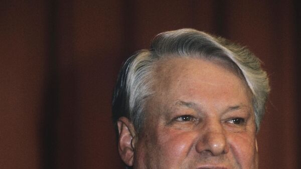 Первый секретарь МГК КПСС Борис Николаевич Ельцин на торжественном заседании, посвященном 70-летию Октябрьской революции