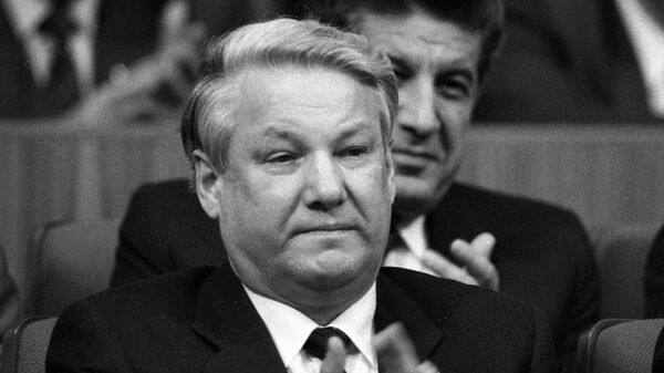 Первый секретарь МГК КПСС Борис Николаевич Ельцин в президиуме торжественного заседания, посвященного 70-летию Октябрьской революции