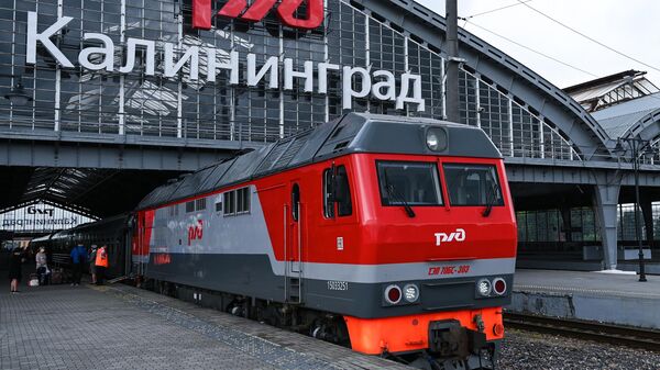Поезд на вокзале Калининграда