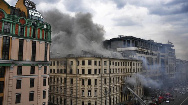 Пожар в здании на Тверской улице в Москве