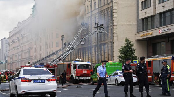 Пожар в здании на Тверской улице в Москве