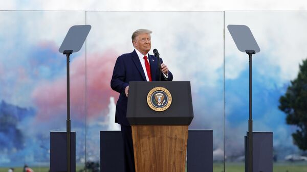 Президент США Дональд Трамп выступает в Вашингтоне на праздновании Дня независимости США