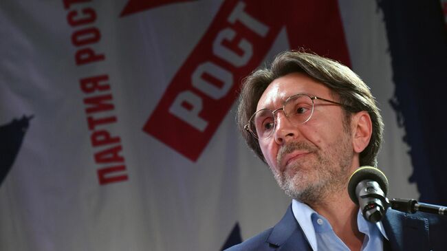 Сергей Шнуров
