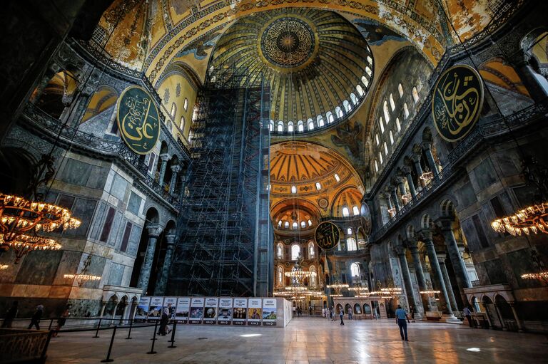 Собор Святой Софии в Стамбуле Собор Святой Софии в Стамбуле