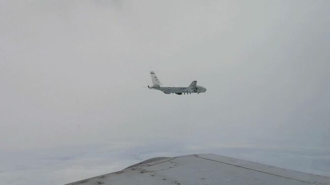 Самолет-разведчик ВВС США RC-135 над Японским морем. 11 июля 2020