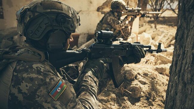 Военнослужащие вооруженных сил Азербайджана