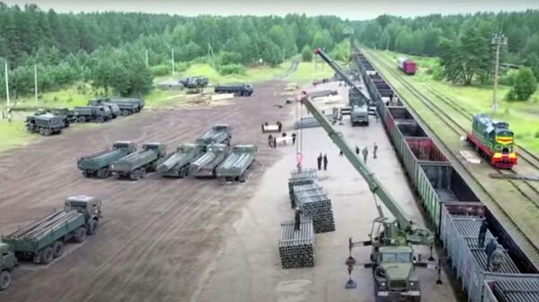 Стоп-кадр видео работ по прокладке трубопровода в Республике Крым