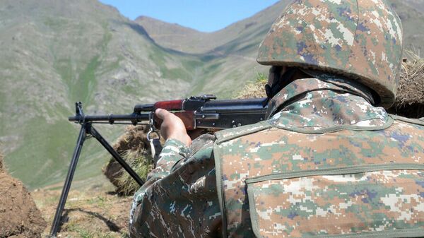 Армянский военнослужащий