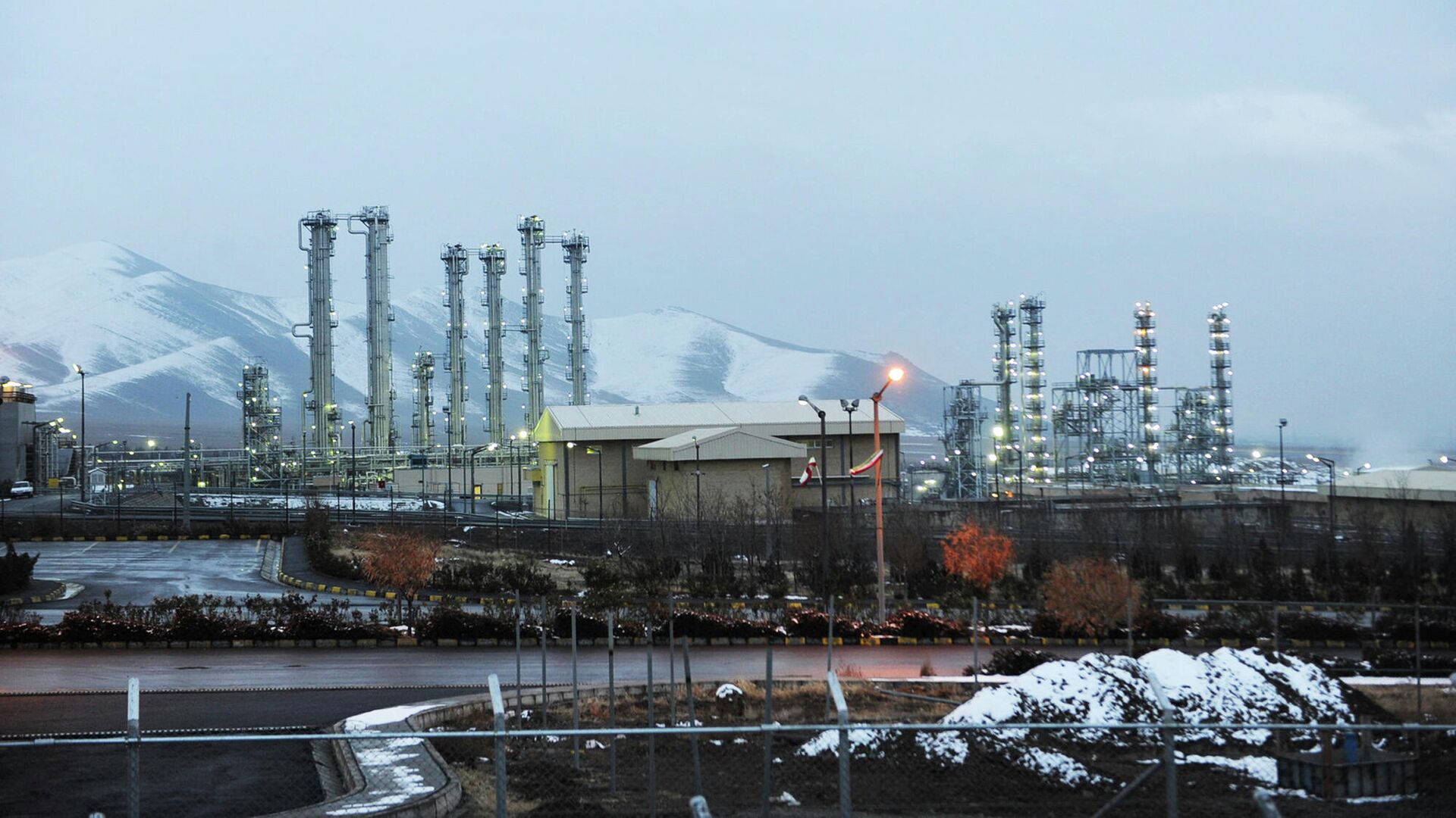 Тяжеловодный ядерный реактор в Араке, Иран - РИА Новости, 1920, 13.04.2021
