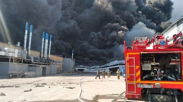 Пожар на складе лакокрасочных материалов в Самаре