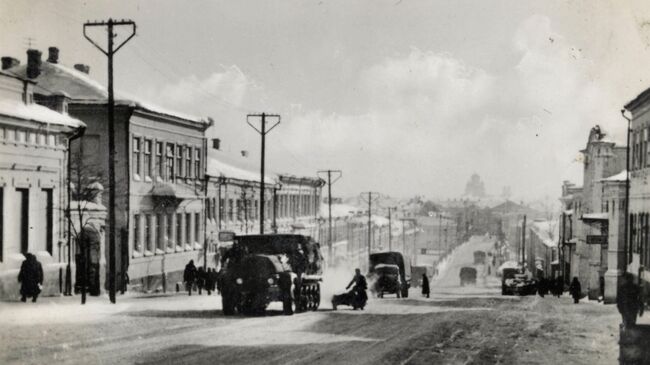 Немецкие войска на улице Ленина в Орле. 3 октября 1941