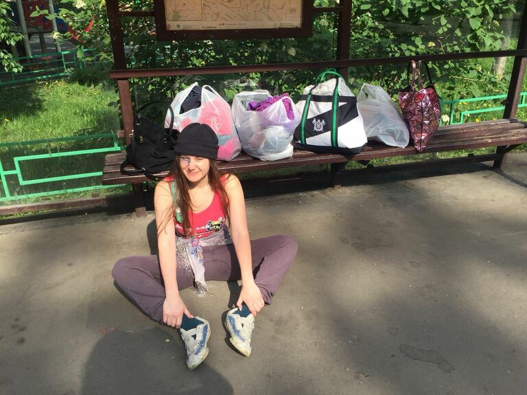 Эльвира готовится к одному из заданий тренинга