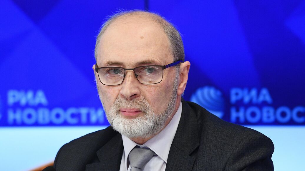 Экстремально холодной зимы в Москве не будет, рассказал Вильфанд